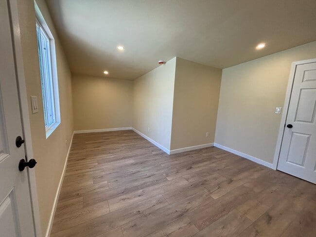 5306 Cimarron St in Los Angeles, CA - Foto de edificio - Building Photo