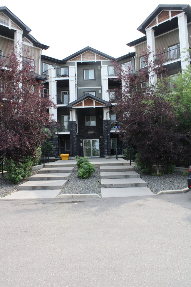 property at 175 Panatella Hill NW