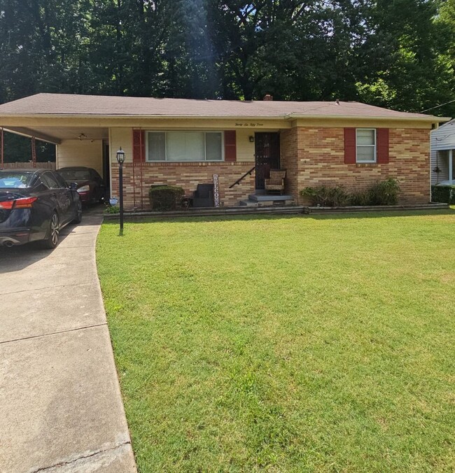property at 3653 Ladue St