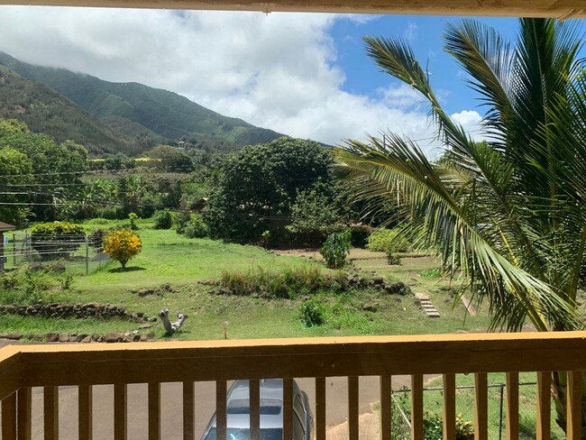 property at 219 W Waiko Rd