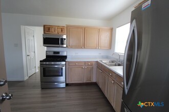 1003 Estelle Ave in Killeen, TX - Foto de edificio - Building Photo