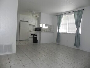 509 S Grandview Ave, Unit 1 in Daytona Beach, FL - Building Photo - Building Photo