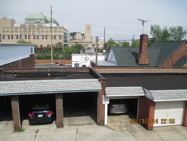 2208 Murray Hill Rd, Unit #1 in Cleveland, OH - Building Photo - Building Photo