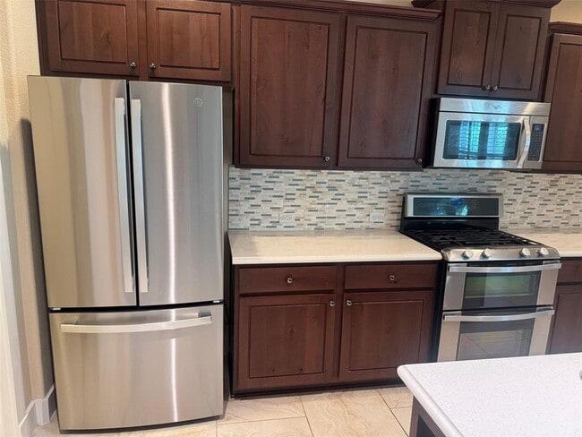 property at 10908 Railway Ln