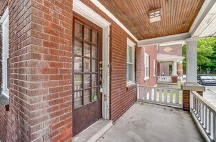 128 Cross St in Dayton, OH - Building Photo