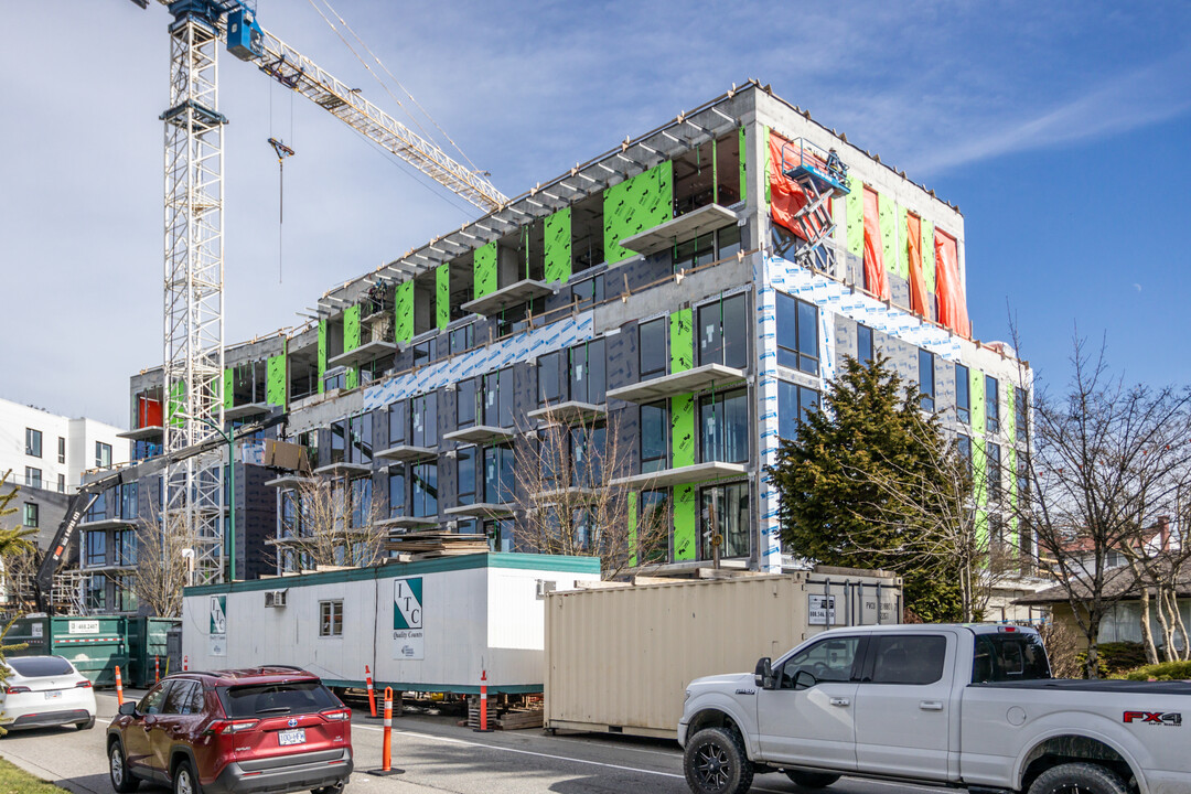 Lina at QE Park in Vancouver, BC - Building Photo