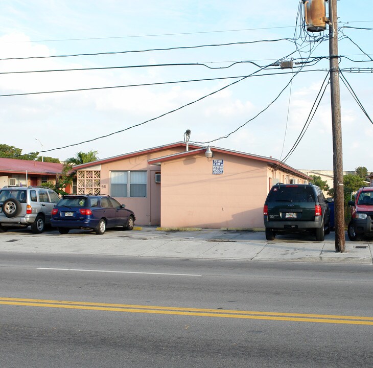 539-551 E 21st St in Hialeah, FL - Building Photo