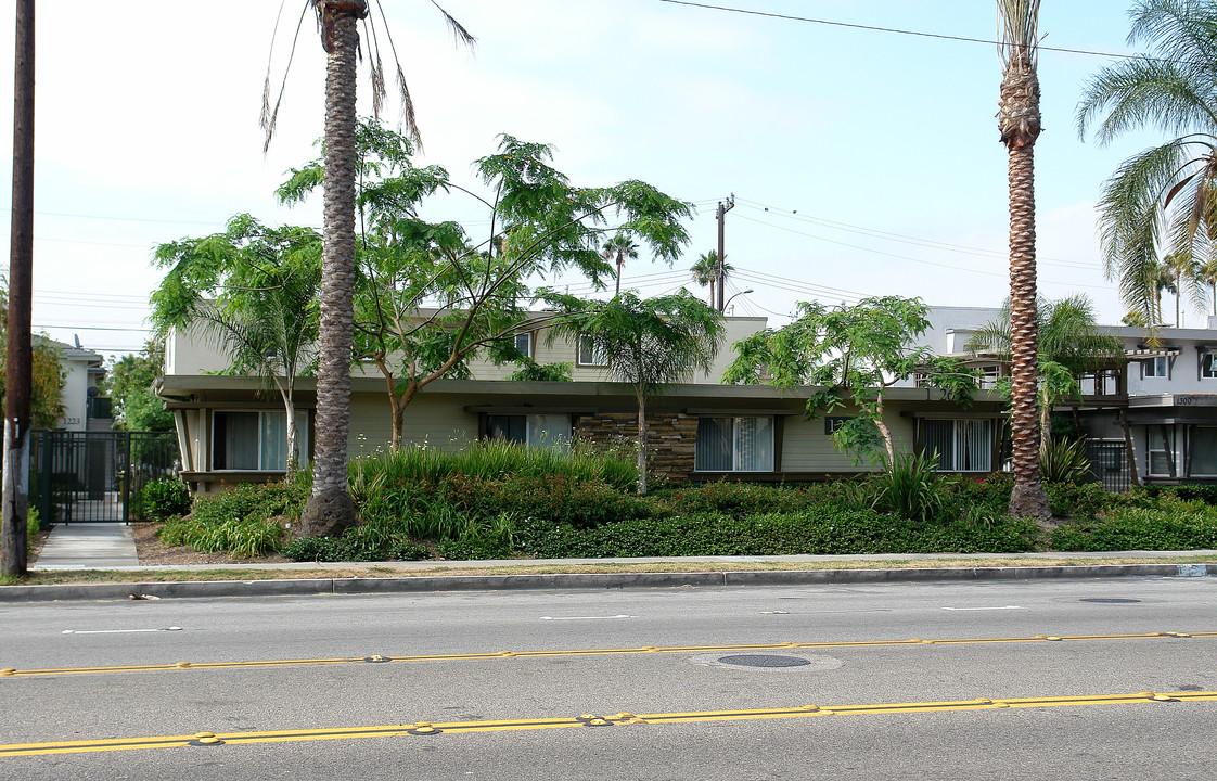 1226 W Cerritos Ave in Anaheim, CA - Building Photo