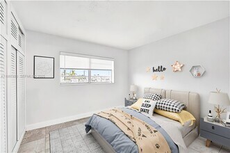 5050 Bayview Dr in Fort Lauderdale, FL - Foto de edificio - Building Photo