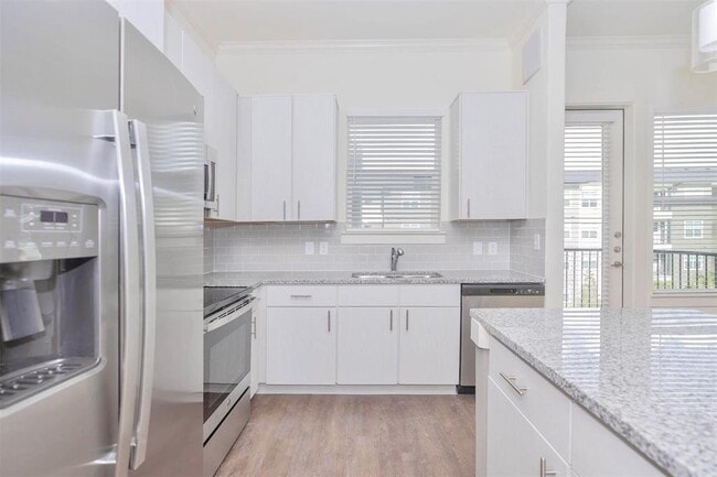 property at 2920 El Dorado Blvd