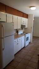 2313 SW Madeline Ln in Topeka, KS - Building Photo - Building Photo