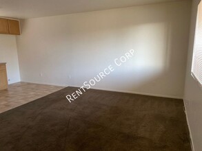 15582 L St in Mojave, CA - Building Photo - Building Photo