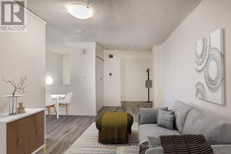 638-638 Dufferin St in Toronto, ON - Building Photo - Building Photo