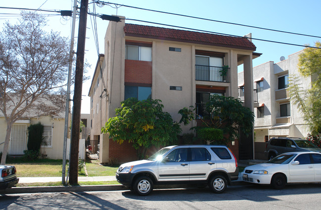 904 E Lomita Ave in Glendale, CA - Building Photo - Building Photo