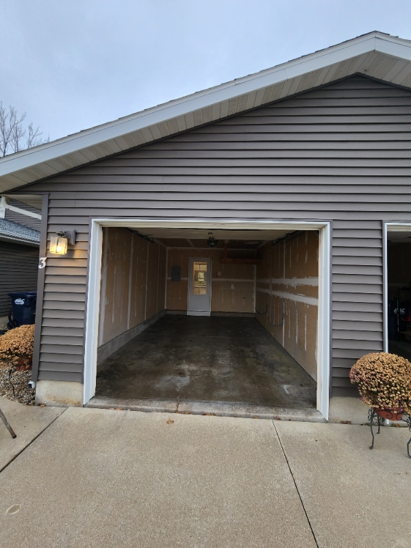 1390 Daleview Dr in Marion, IA - Building Photo - Building Photo