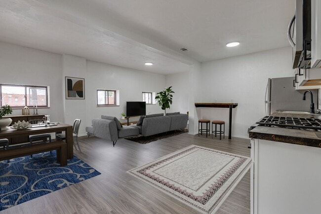 property at 600 E Warrington Ave