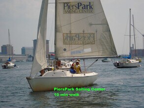 27 Lexington St, Unit 3 in Boston, MA - Foto de edificio - Building Photo