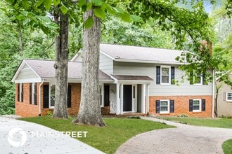 307 Pendleton Dr in Greensboro, NC - Building Photo - Building Photo