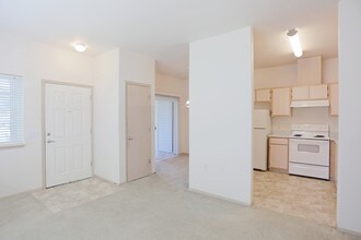Cascadia Village in Sandy, OR - Building Photo - Interior Photo