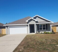 7165 Ellie B Dr in Panama City, FL - Building Photo