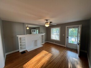 945 Oxley Rd in Grandview Heights, OH - Building Photo - Building Photo