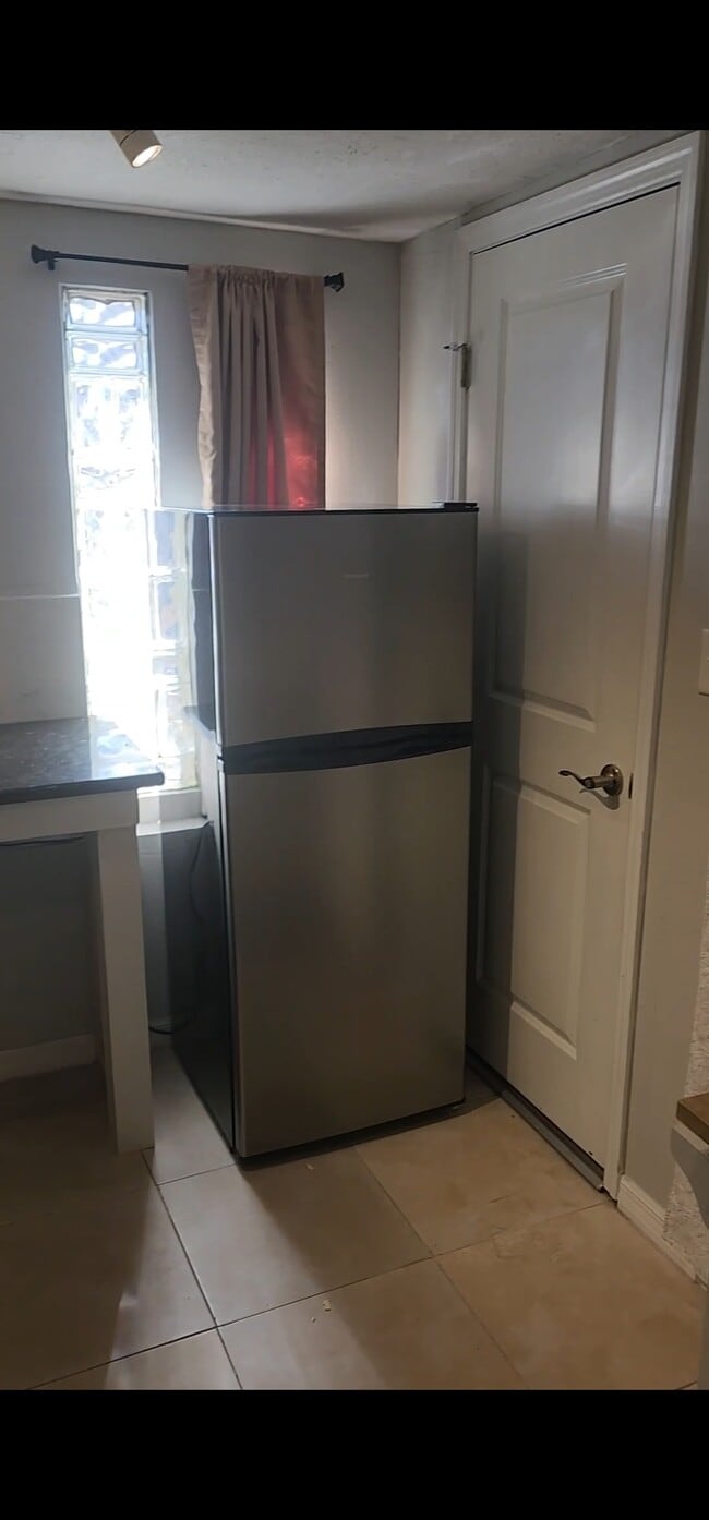 122 Sugar Creek Rd in Winter Haven, FL - Foto de edificio - Building Photo