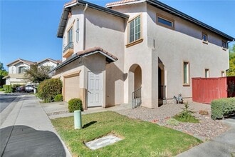 4543 Riverscape Dr in Riverside, CA - Building Photo - Building Photo