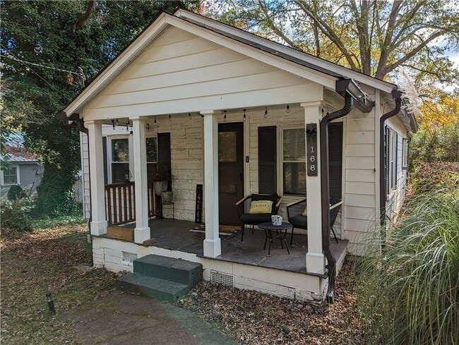 property at 166 Hill St SE