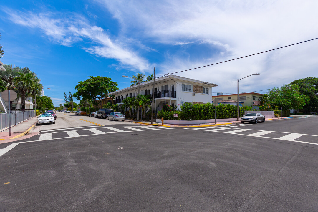 Ocean Stay Rentals in Miami Beach, FL - Building Photo