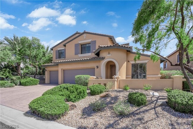 property at 608 Highland Bluff Way
