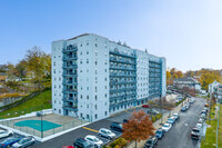 Sea Cliff Towers in Staten Island, NY - Building Photo - Building Photo