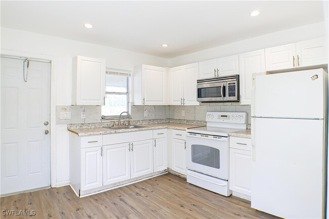 property at 19091 Holly Rd