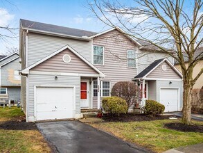 4846-4850 Lady Jane Ave in Hilliard, OH - Building Photo - Building Photo