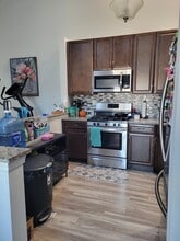 93 Albury Way, Unit 93 in North Brunswick, NJ - Building Photo - Building Photo