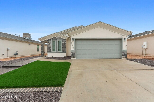 15252 Apex Ct in El Paso, TX - Building Photo - Building Photo