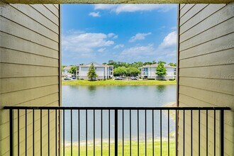 2214 Grand Cayman Ct in Kissimmee, FL - Building Photo - Building Photo