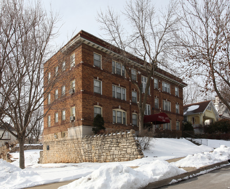 3940 Holmes St in Kansas City, MO - Foto de edificio