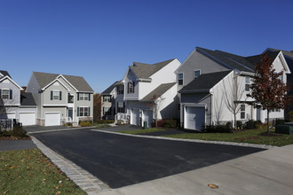 Woodfield at Mount Olive in Hackettstown, NJ - Foto de edificio - Building Photo