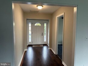 8614 Dunbrook Ln in Laurel, MD - Building Photo - Building Photo