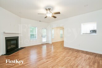 1814 Yarborough Dr in Greensboro, NC - Building Photo - Building Photo