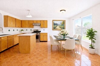 7211 Sherman Ridge Ln in Houston, TX - Building Photo - Building Photo