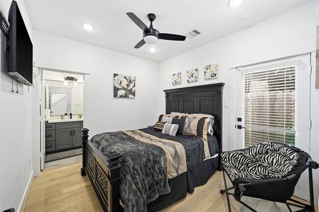 property at 2502 Tuam St