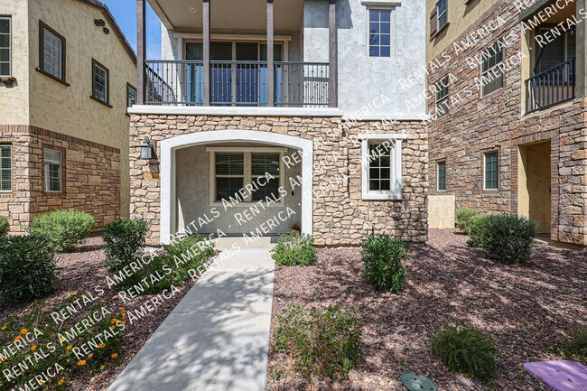 property at 2751 S Balsam Dr