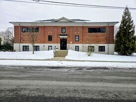 1815 Main St in Bethlehem, PA - Building Photo