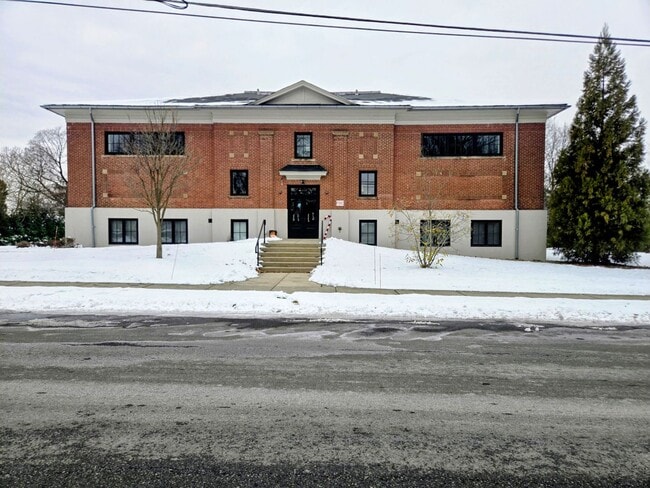 property at 1815 Main St