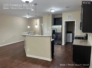 123 Cypress Hill Ln in Holly Springs, NC - Building Photo - Building Photo