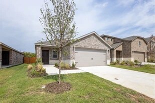 486 Lake Erie Dr in Princeton, TX - Building Photo