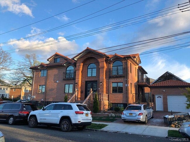 18-02 150th St in Queens, NY - Building Photo - Building Photo