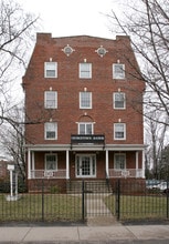 286 Farmington Ave in Hartford, CT - Foto de edificio - Building Photo