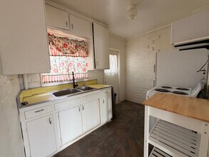 6417 East Ct in Twentynine Palms, CA - Building Photo - Building Photo